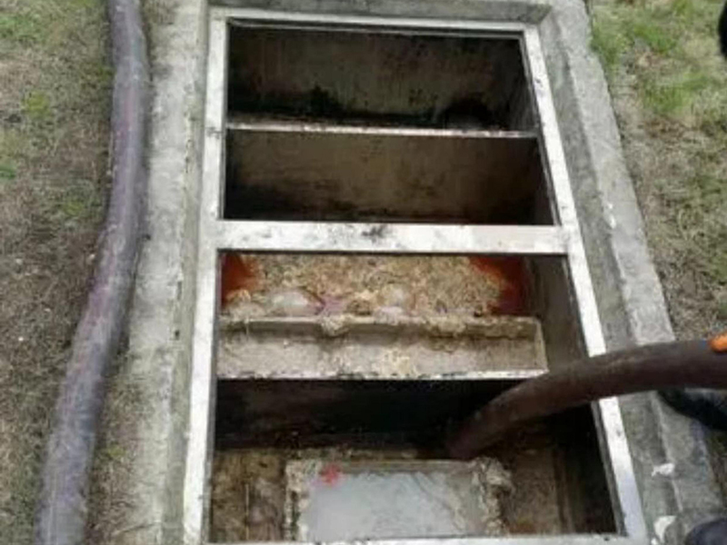 永发镇隔油池清理